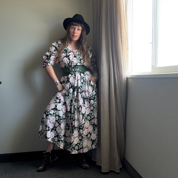 Vintage 90s Black and Pink Floral Midi Girly Church Dress | M-XL - Picture 16 of 16